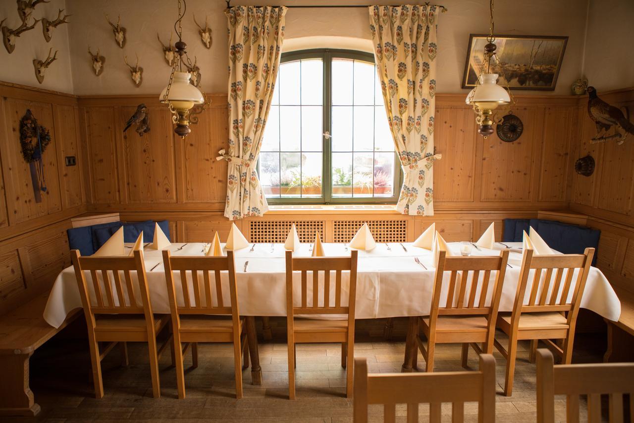 Hotel Zum Hirsch Wertingen Екстер'єр фото