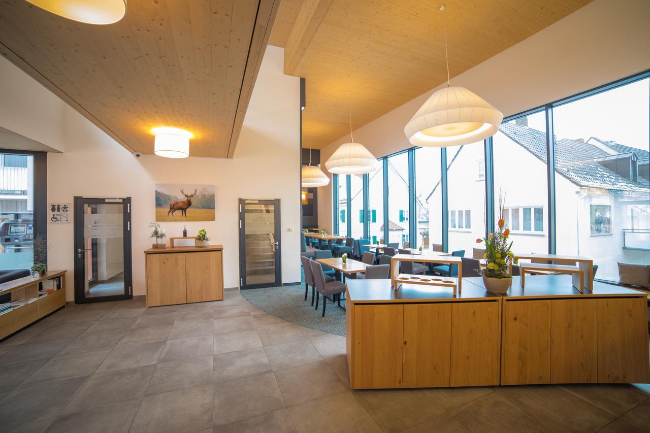 Hotel Zum Hirsch Wertingen Екстер'єр фото