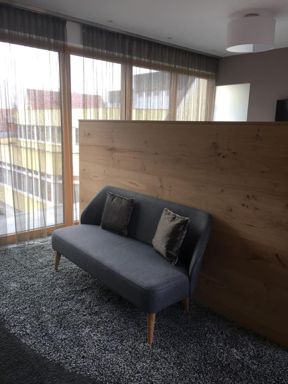 Hotel Zum Hirsch Wertingen Екстер'єр фото